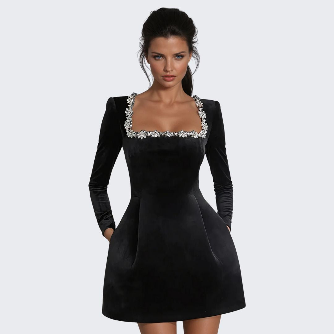 Weronika | Zdobiona Aksamitna Sukienka Mini